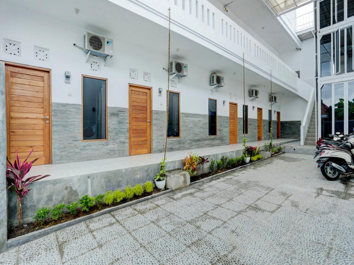 Oyo Flagship 90756 Melasti Hills Room & Cafe Унґасан Екстер'єр фото